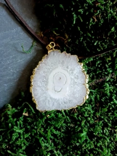 Přívěsek křišťál, řez krápníkem 5x6 cm